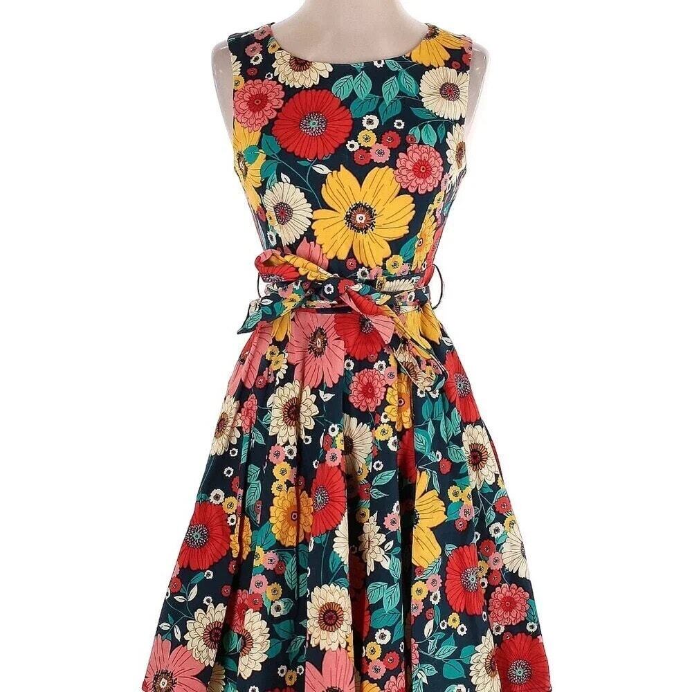 NEW CONDITION Modcloth 'Hour By Flower' Dress